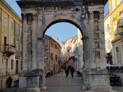 Pola, l'Arco dei Sergi – Croazia