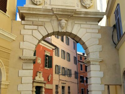 Rovigno, l'Arco dei Balbi – Croazia
