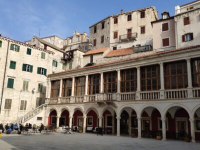 Sebenico, la Loggia comunale – Croazia