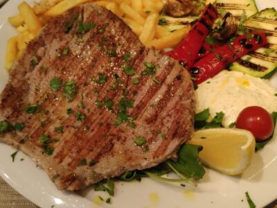 Trogir, cena di carne – Croazia