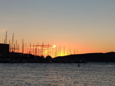 Trogir, tramonto sul porto – Croazia